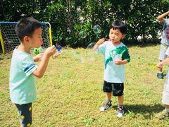 -MuaKids Garden