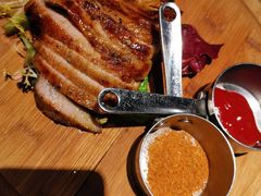 碳烤猪颈肉-小大董·烤鸭(凤凰汇店)