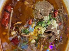水煮牛肉-大食代美食广场(迪士尼小镇店)