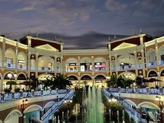 -佛罗伦萨小镇广佛名品奥特莱斯(疏港路店)