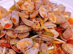 -四川小胡子海鲜(丁村万人海鲜广场店)