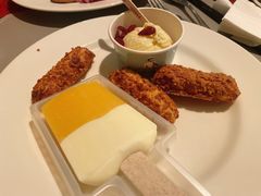 -怡咖啡海鲜自助餐厅(浦东香格里拉店)