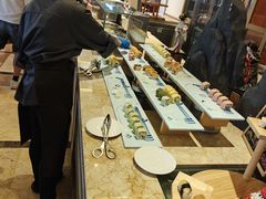-大中华希尔顿酒店-念自助餐·嗨啤·小龙虾