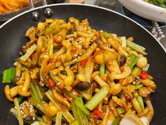 -小菜园新徽菜(芜湖万达店)