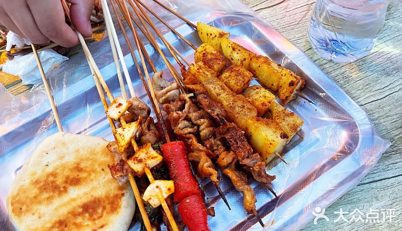 心中排名yyds6015的麻辣烧烤!幺妹7515