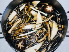 八珍养生菌汤锅-八珍玉食鸡煲·打边炉(印象城店)