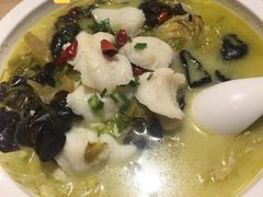老坛酸菜鱼-鱼你在一起(奉贤宝龙城广场店)