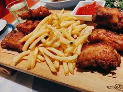 -松沪名灶·豆浆鱼头·新上海菜(飞航吾悦广场店)