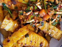 -包整·丝娃娃(一览甲秀楼风景店)