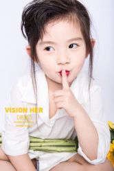 -VISION HER·薇森鹤专业孕婴亲子摄影工作室