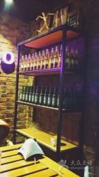 -鳌首刺青纹身 穿孔饰品店