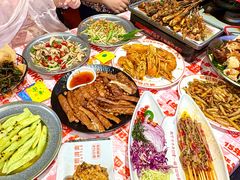 -威记烧嘢·南宁烧烤·超级生牛(绿地店)