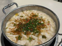 -德林酸菜鱼火锅(南丹店)