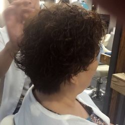 尼采美发中心-霓·Hair