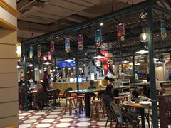 大堂-大食代美食广场(上海中心店)