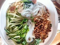 -吴记酱骨炖菜馆(西大直街店)