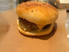 -必胜客(尹山湖歌林公园店)
