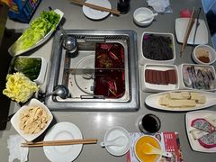 -海底捞火锅(珠影星光城夜宵主题店)