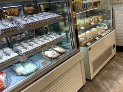 面包甜点陈列柜-仟吉(荟聚中心店)