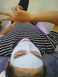 -苗方清颜专业祛痘养生