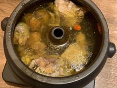 云海肴汽锅鸡-云海肴云南菜(浦江欢乐颂店)