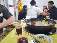 -石灰市毛记烧鸡公(解放碑店)