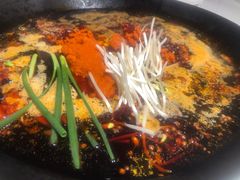 -岗上渣渣老火锅(两路口店)