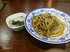 -阿扁杭州面(苗圃店)