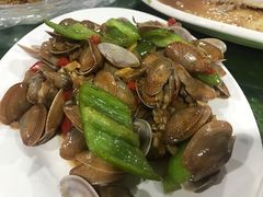 -四川小胡子海鲜(丁村万人海鲜广场店)