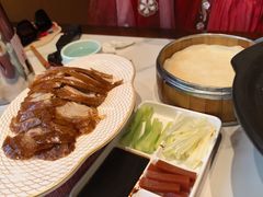 -梅利汴京烤鸭•开封豫菜地标店(东司门店)