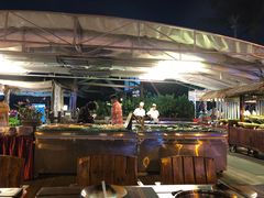 -渔家火锅·海鲜自助餐·演艺(亚龙湾天域酒店)