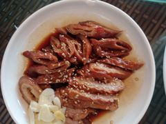 -老鼎万春卤菜(五代传承创始老店)