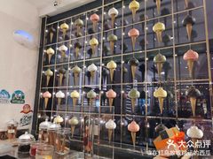 -VENCHI 闻绮(上海佛罗伦萨小镇店)