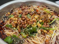 -周良天山牛杂城(天山路总店)