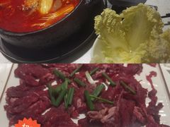 -贵府酸汤牛肉火锅·贵州老字号(飞山街店)