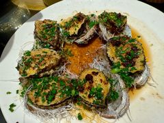 蒜蓉蒸鲍鱼-望乡楼上海菜(日月光店)