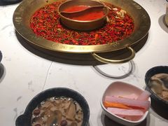 -哥老官重庆美蛙鱼头(宝山龙湖店)