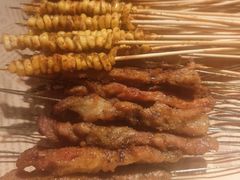 -老街烧烤大排档·地道湖北菜·龙虾馆(汉口火车站店)