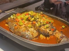 -江边城外烤全鱼(世茂广场店)