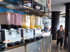 -宝利来国际大酒店-凤凰阁旋转餐厅