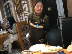 -锅老头海鲜铁锅炖