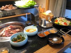 -韩烧牛中牛·甄选黑牛烤肉(黑金店)