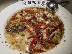 老坛酸菜鲈鱼-江渔儿酸菜鱼(曜一城店)