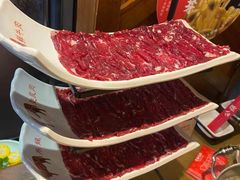 -左庭右院鲜牛肉火锅(金山万达店)