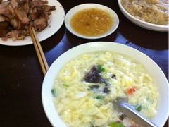 鸡蛋汤+肘子-宝光熏肉鞋底火烧(新街口店)