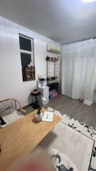 -闺蜜瑜伽·普拉提女性塑形馆