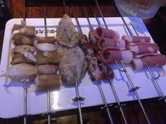 蒜香鸡翅-三个蒙古大叔羊肉串(大宁店)