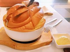 -港丽餐厅(高德置地店)