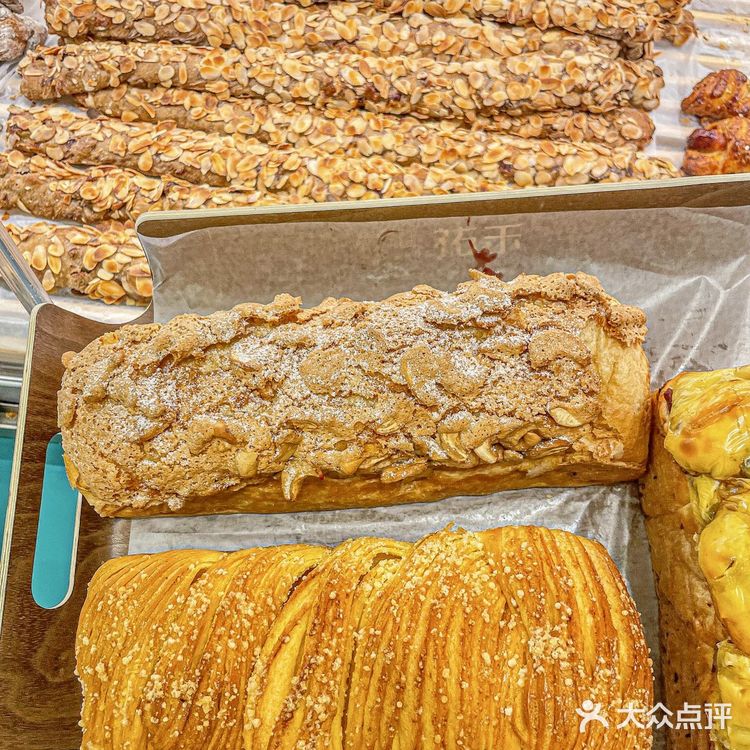 龙岗碳水脑袋狂喜！这家面包店让我一周打卡3次