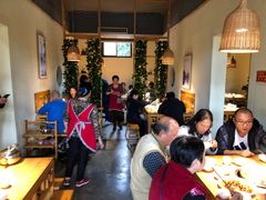 大堂-大众跷脚牛肉馆·非遗传承单位(峨眉山店)